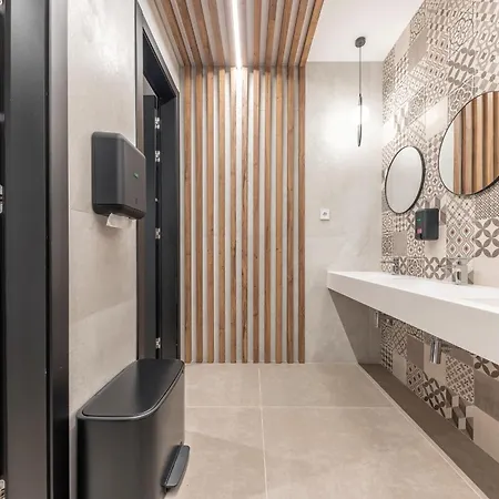 Universa Отель Сан-Висенте-дель-Распеч