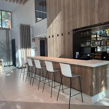 Universa Отель 3*